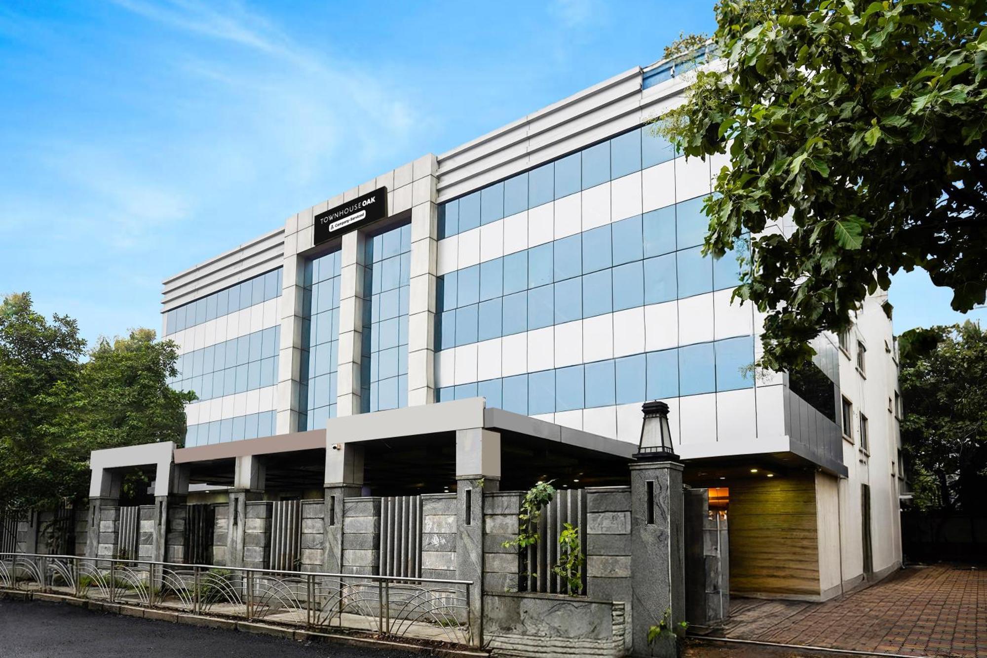 Super Townhouse Oak Alandur Near Chennai Airport Formerly Vijay Park المظهر الخارجي الصورة