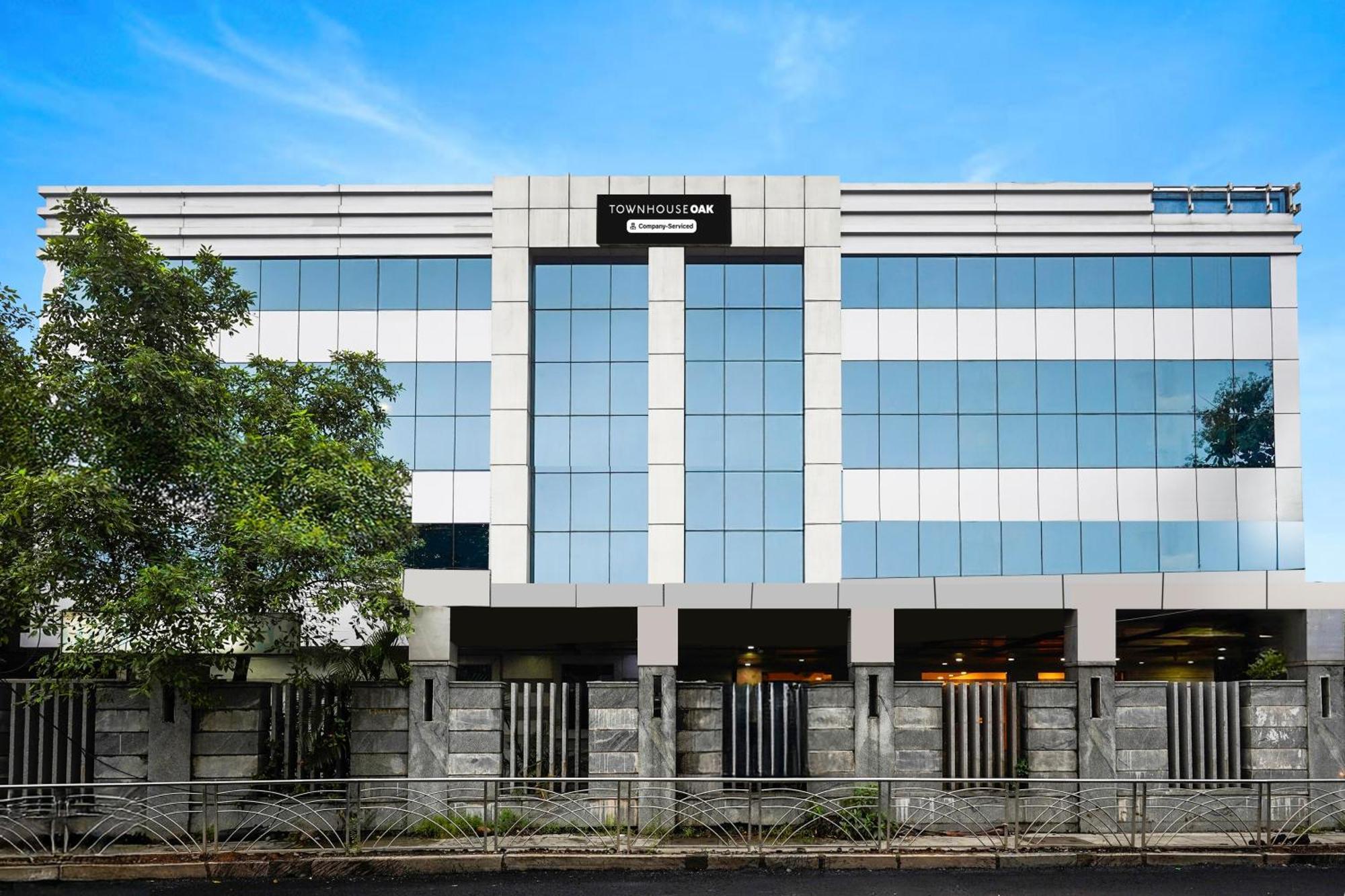 Super Townhouse Oak Alandur Near Chennai Airport Formerly Vijay Park المظهر الخارجي الصورة