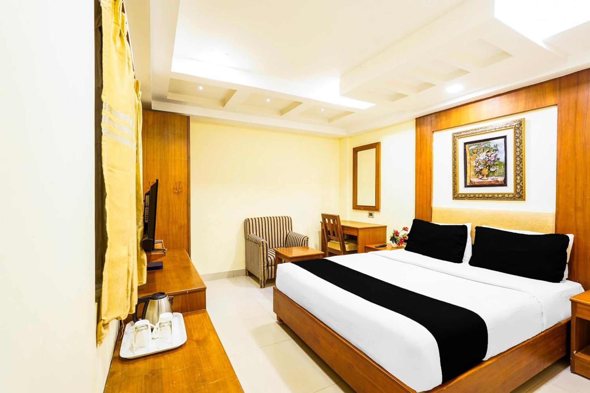 Super Townhouse Oak Alandur Near Chennai Airport Formerly Vijay Park المظهر الخارجي الصورة