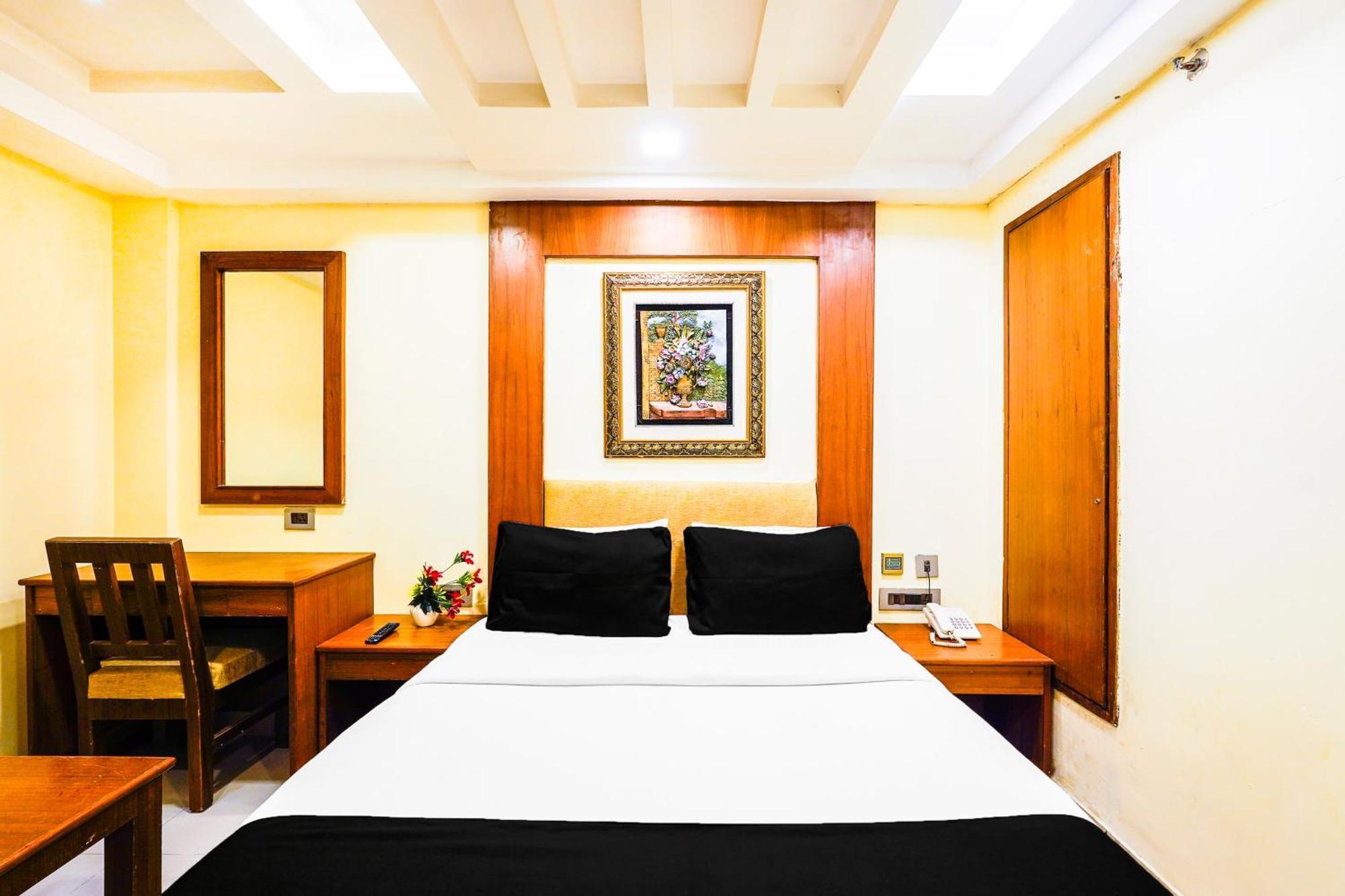 Super Townhouse Oak Alandur Near Chennai Airport Formerly Vijay Park المظهر الخارجي الصورة