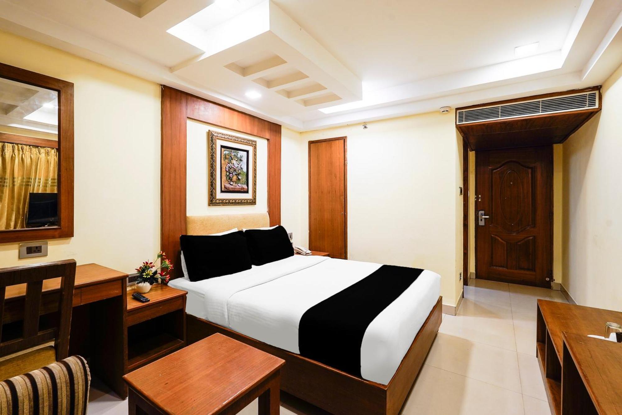 Super Townhouse Oak Alandur Near Chennai Airport Formerly Vijay Park المظهر الخارجي الصورة