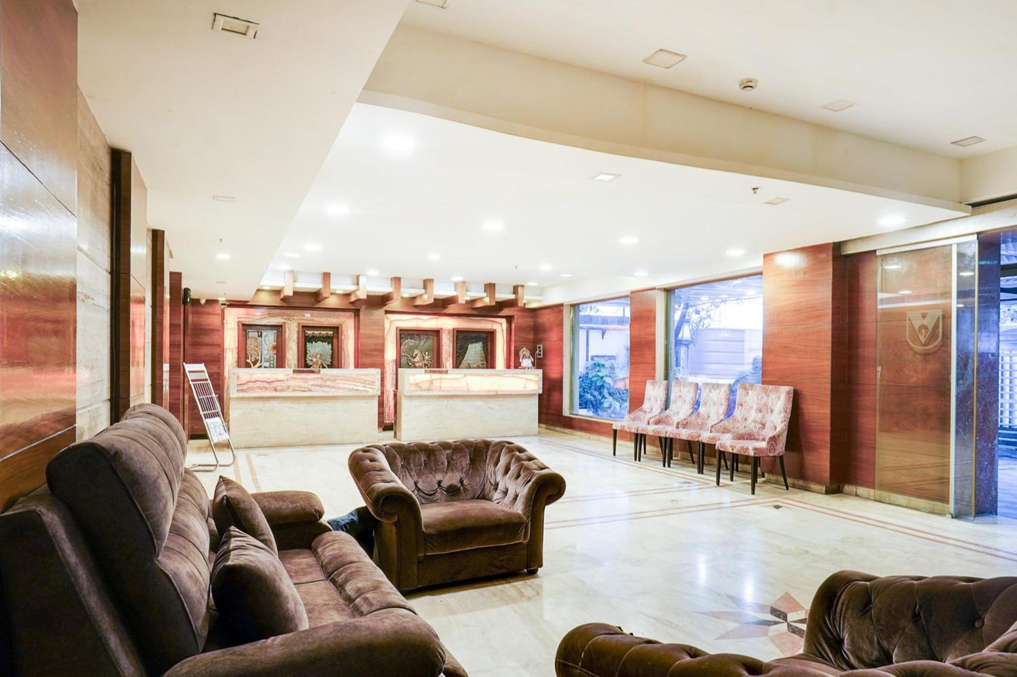 Super Townhouse Oak Alandur Near Chennai Airport Formerly Vijay Park المظهر الخارجي الصورة