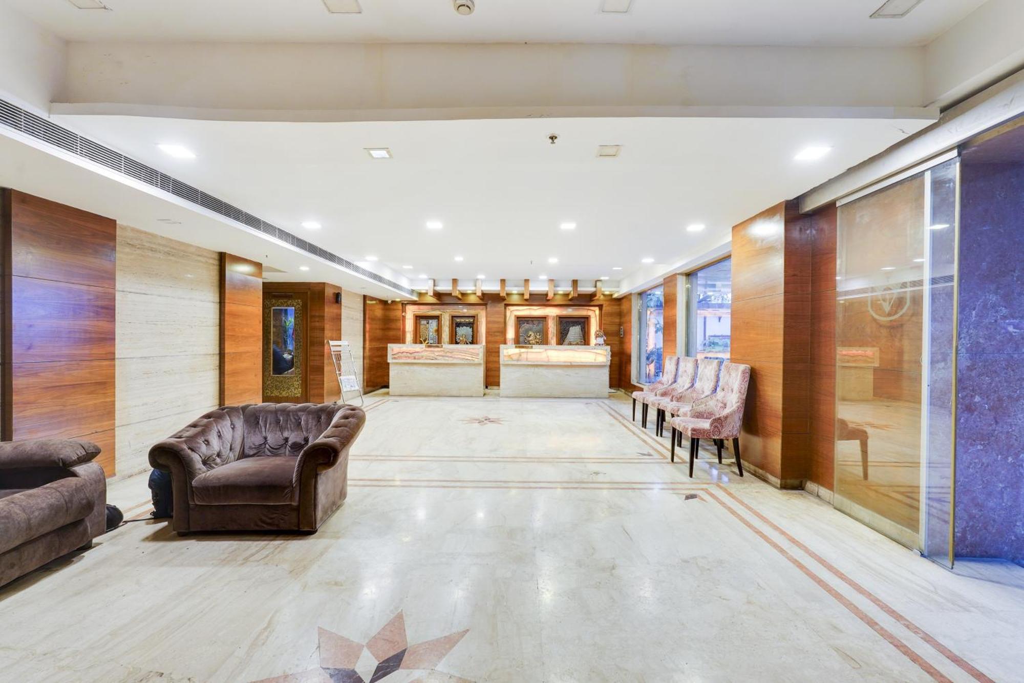 Super Townhouse Oak Alandur Near Chennai Airport Formerly Vijay Park المظهر الخارجي الصورة