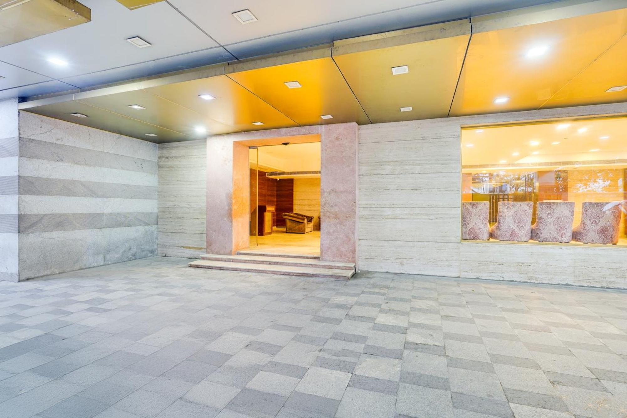Super Townhouse Oak Alandur Near Chennai Airport Formerly Vijay Park المظهر الخارجي الصورة